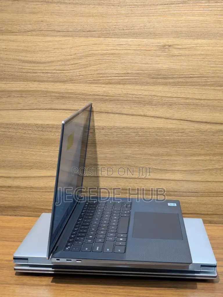 Laptop Dell XPS 15 9500 16GB Intel Core i7 SSD 1T