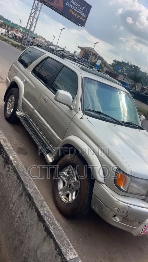 Toyota 4-Runner 2001 Silver