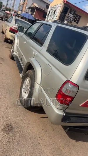 Toyota 4-Runner 2001 Silver
