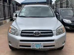 Toyota RAV4 2008 Silver