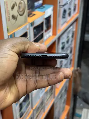 Apple iPhone 7 128 GB Black