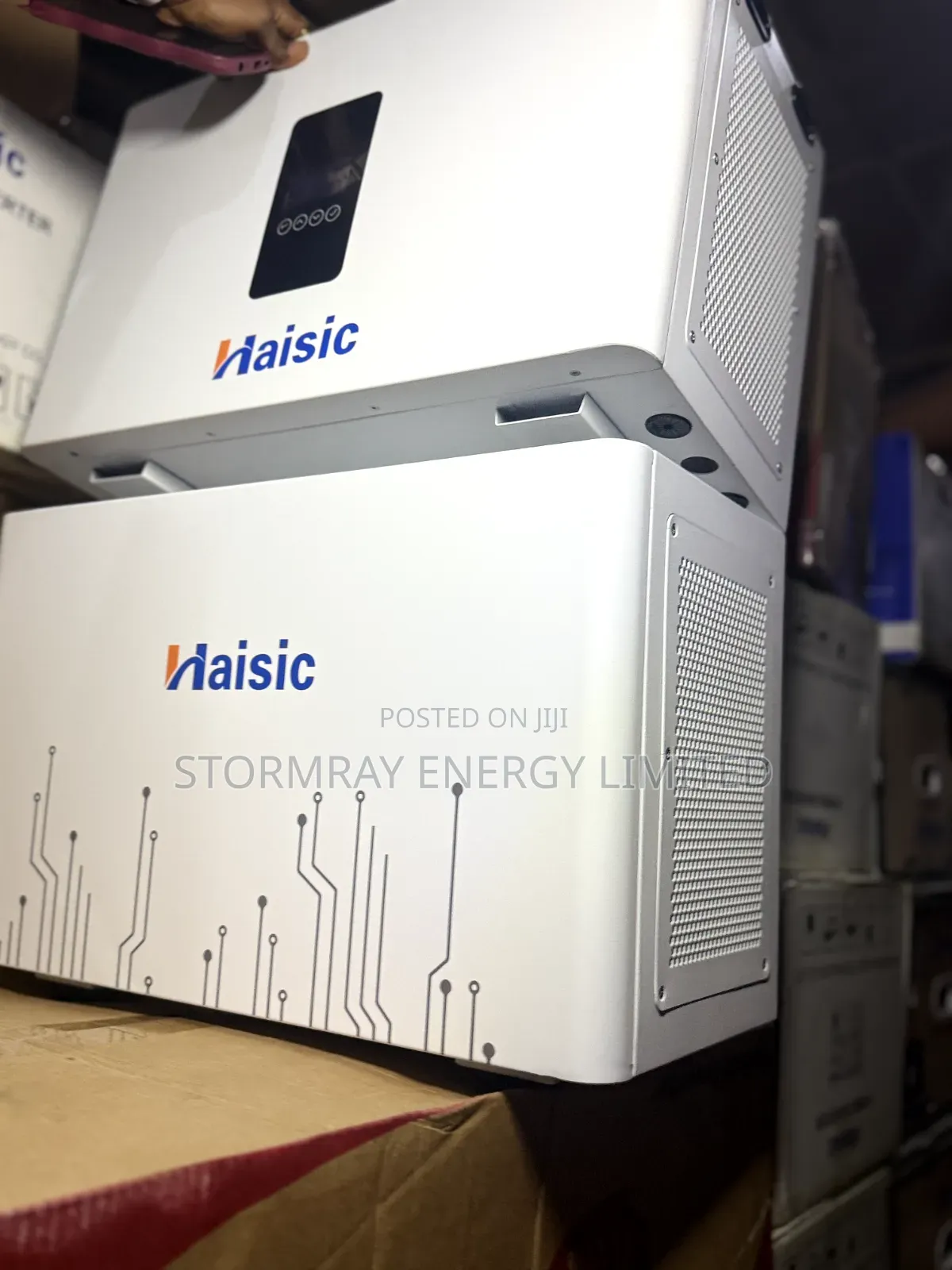 Haisic Stackable 8kwh Battery and 4kva Inverter
