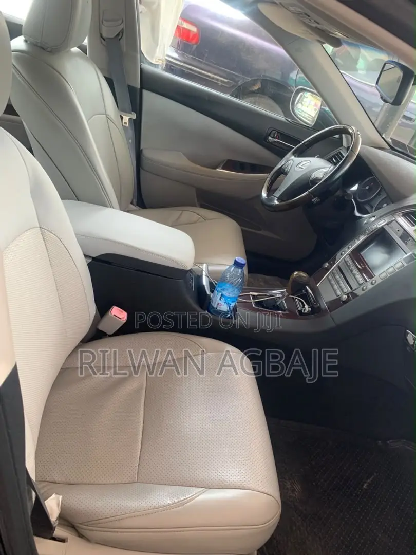 Lexus ES 350 2010 Gray