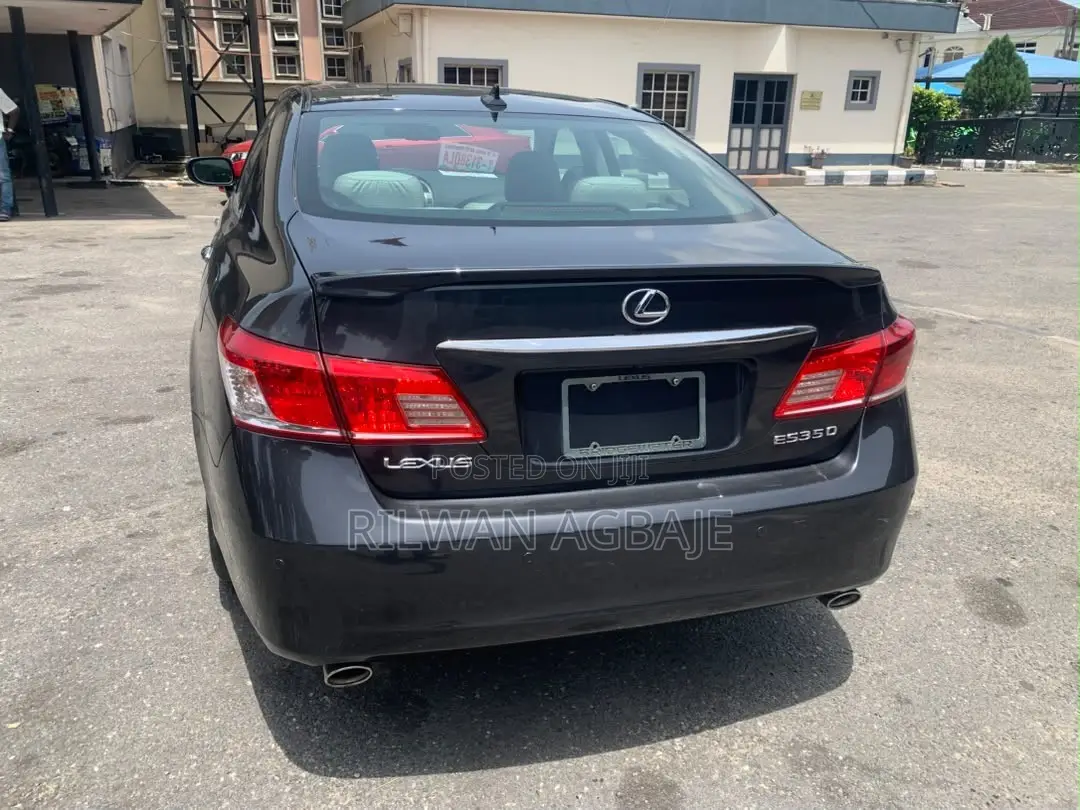 Lexus ES 350 2010 Gray
