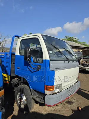 Nissan Cabstar Diesel Engine 6 Tyres