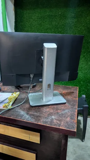24" Dell P2419H Frameless Monitor
