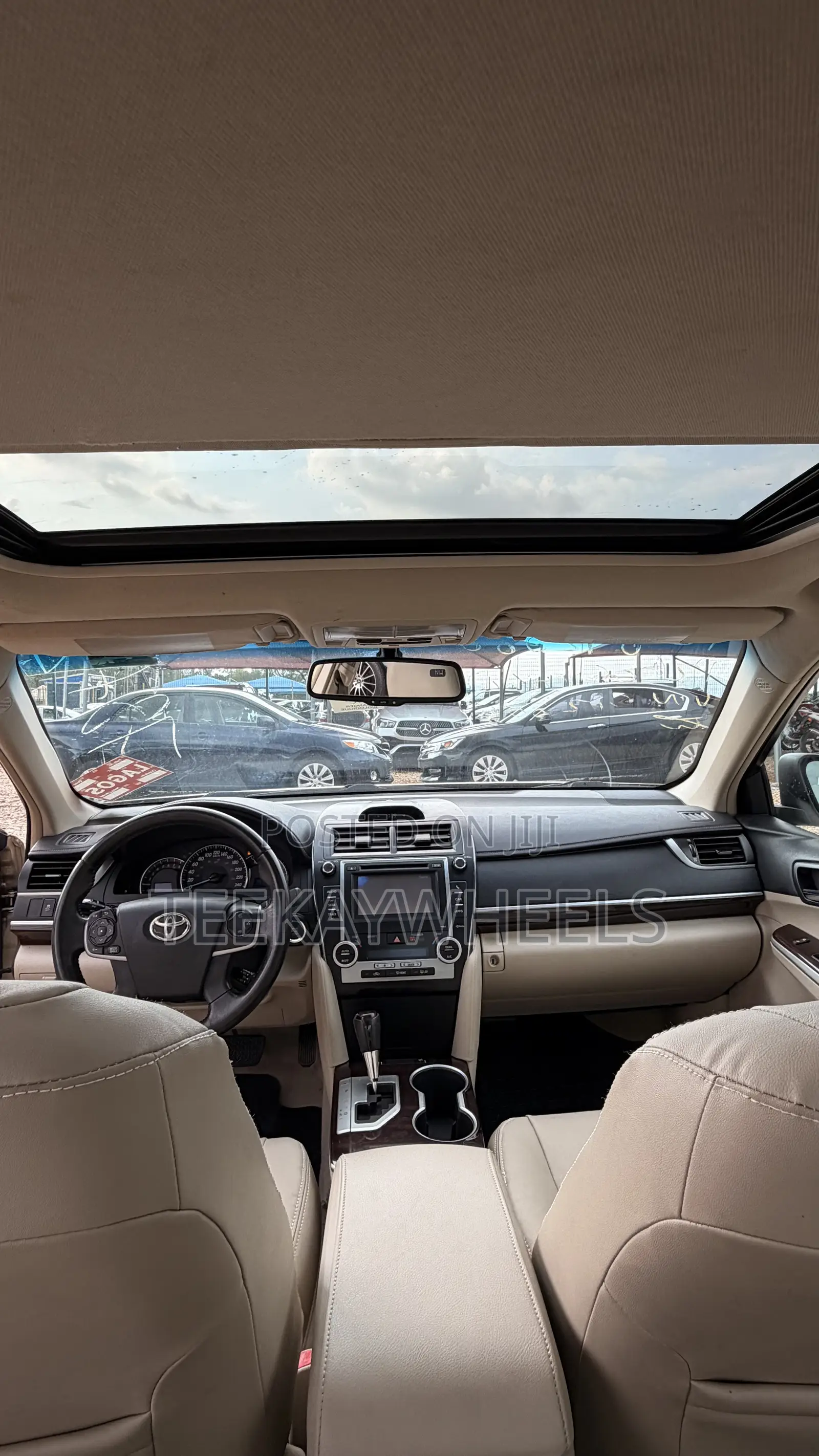 Toyota Camry 2012 Gold