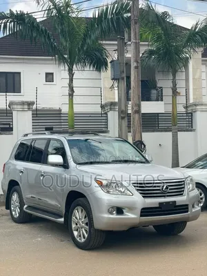 Lexus LX 570 2011 Silver