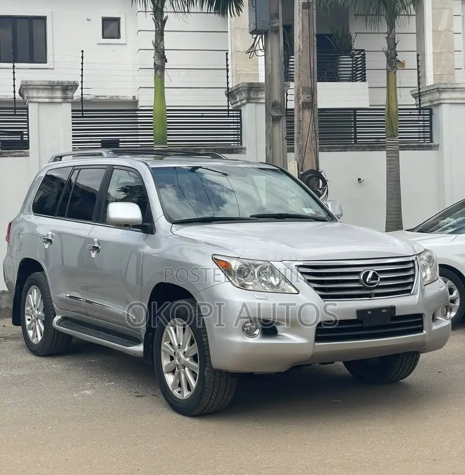 Lexus LX 570 2010 Silver