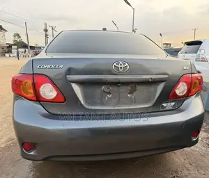 Toyota Corolla 2010 Gray