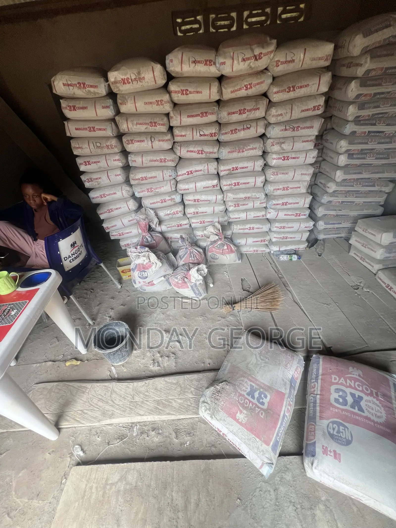 Distributors Rate Cement Supply