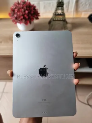 Apple iPad Air (2020) Wi-Fi 64 GB Silver
