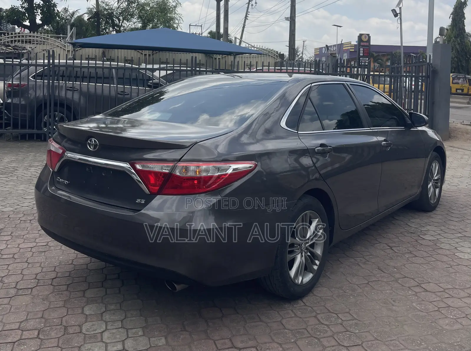 Toyota Camry 2017 Gray