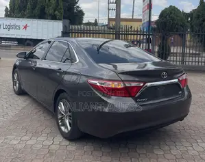 Toyota Camry 2017 Gray
