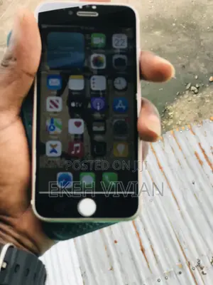 Apple iPhone 7 32 GB