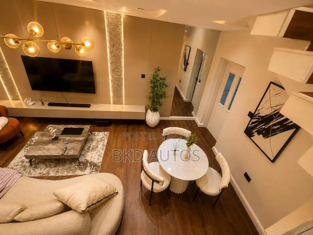 2 Bedroom Duplex With PS5 ( December Rate)