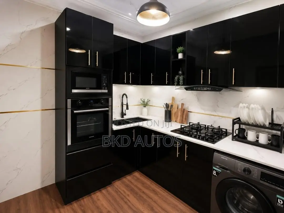 2 Bedroom Duplex With PS5 ( December Rate)