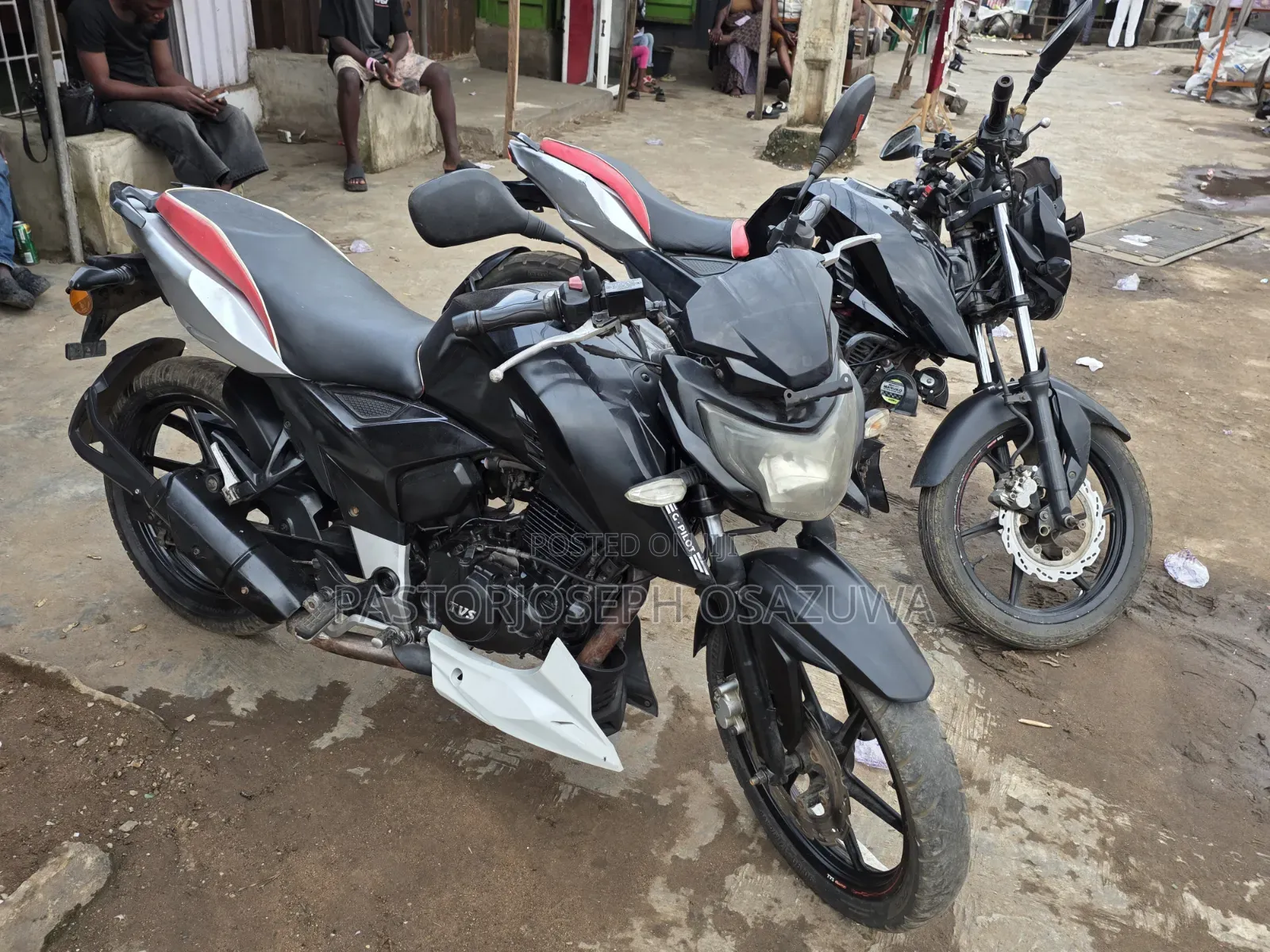 TVS Apache 180 RTR 2019 Black