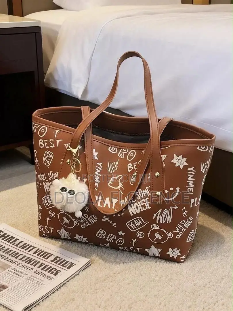 Tote Bags in Different Clors