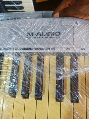M-Audio Keystation 88ES USB MIDI Controller Keyboard