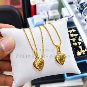 Gold Replica