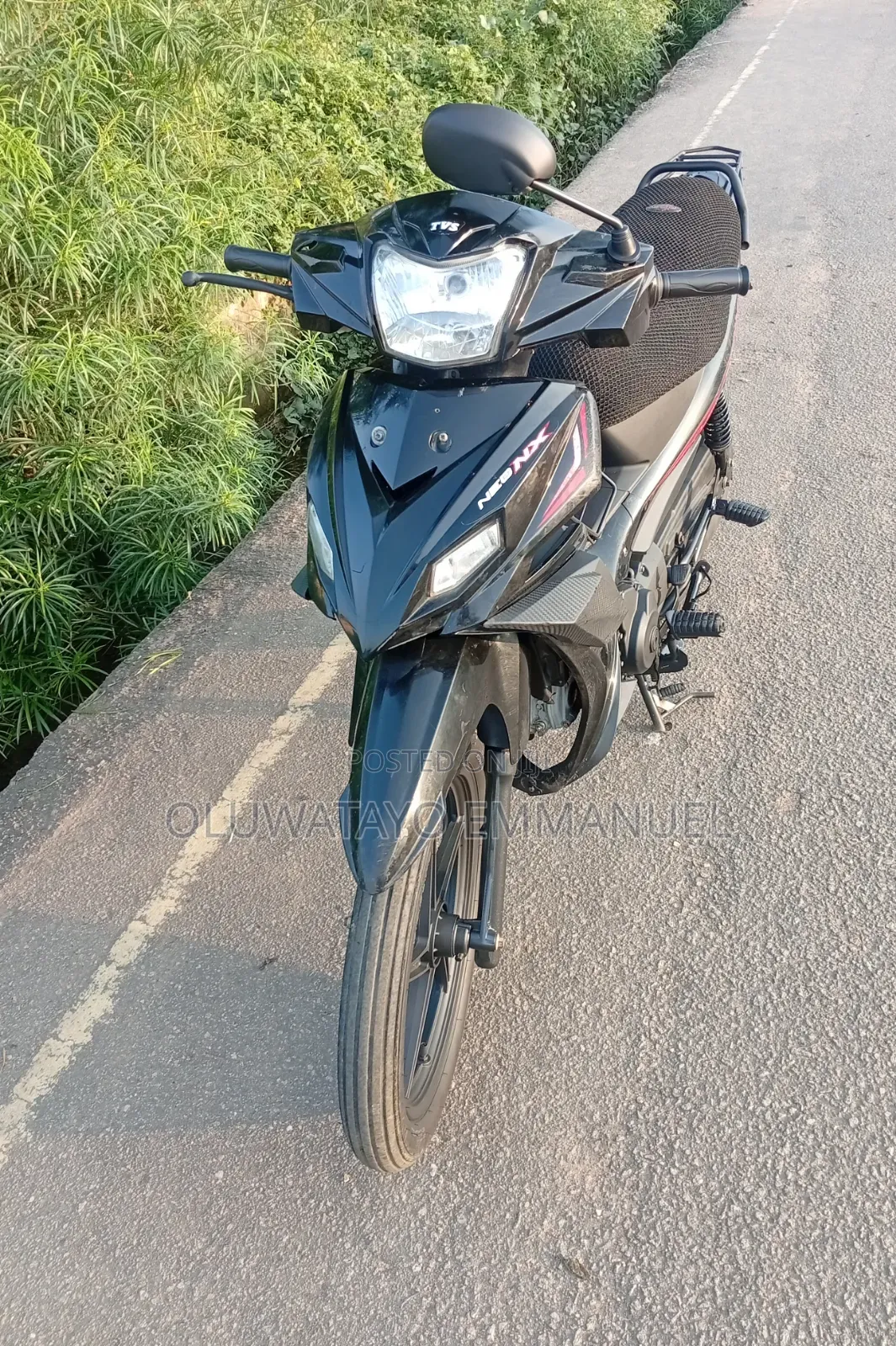 TVS Neo NX 2024 Black