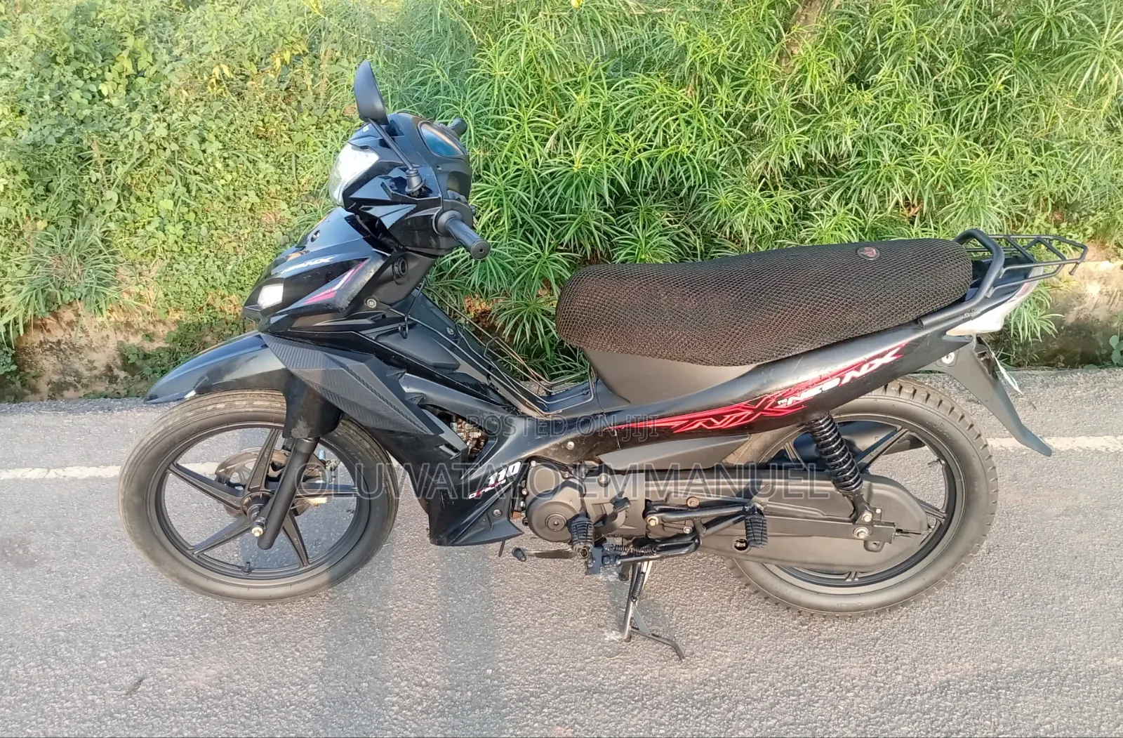 TVS Neo NX 2024 Black