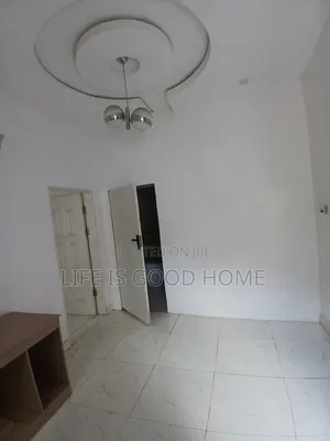 1bdrm Room & Parlour in Oral Estate, Chevron for rent