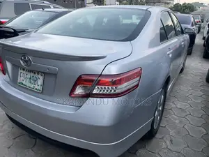 Toyota Camry SE 4dr Sedan (2.4L 4cyl 5A) 2008 Silver