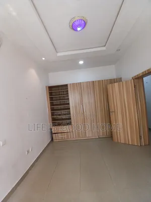 1bdrm Room & Parlour in Oral Estate, Chevron for rent