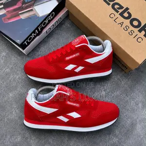 Reebok Classic Sneakers