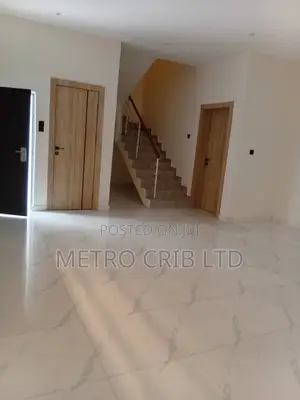 3bdrm Duplex in Victoria Crest Iv, Lafiaji for rent