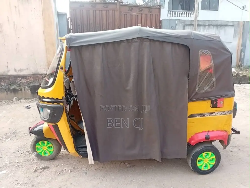 TVS King Deluxe Plus iTouch Start 2025 Yellow