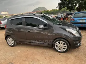 Chevrolet Spark 2LT 2013