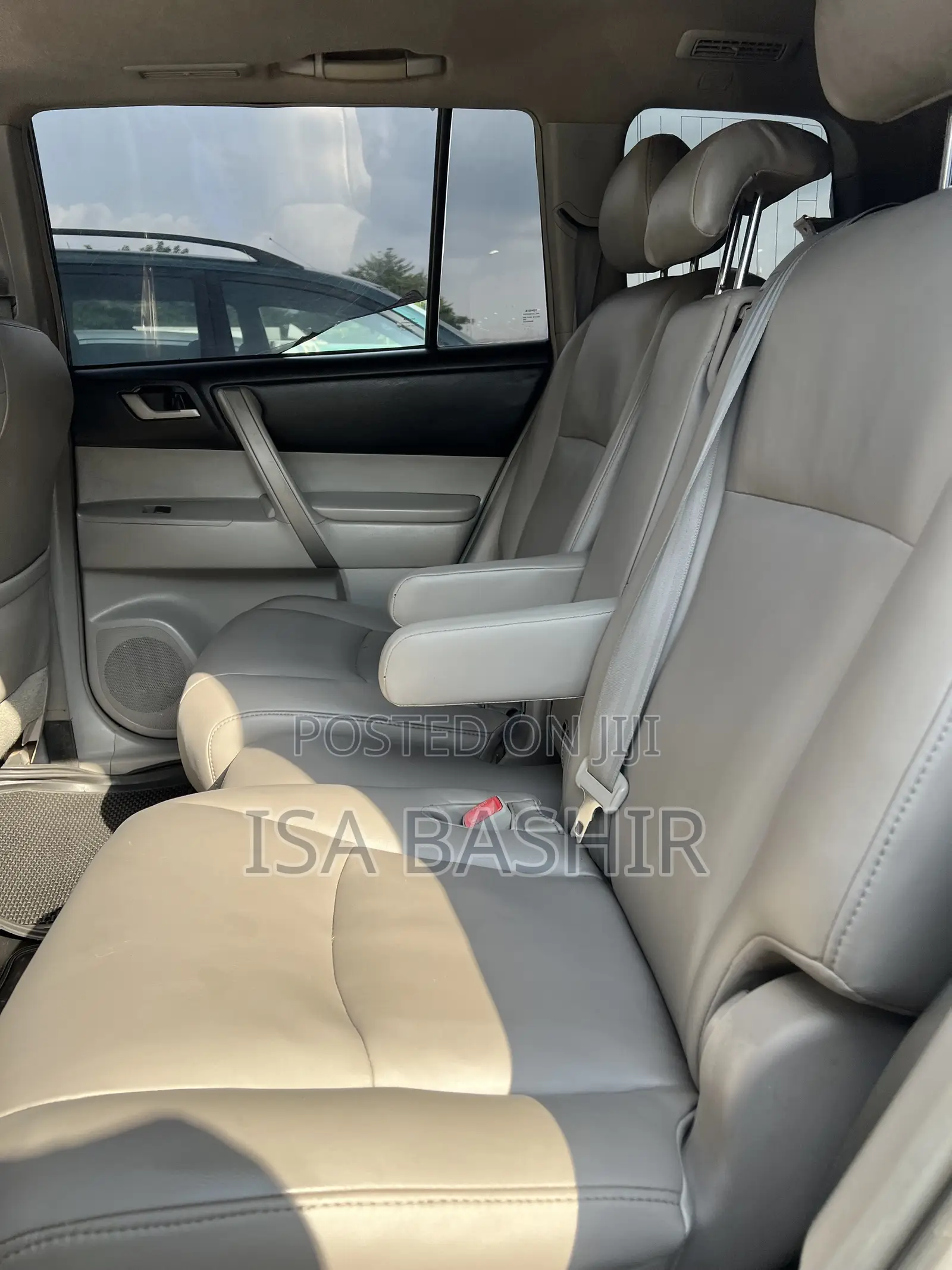 Toyota Highlander 2012 Silver