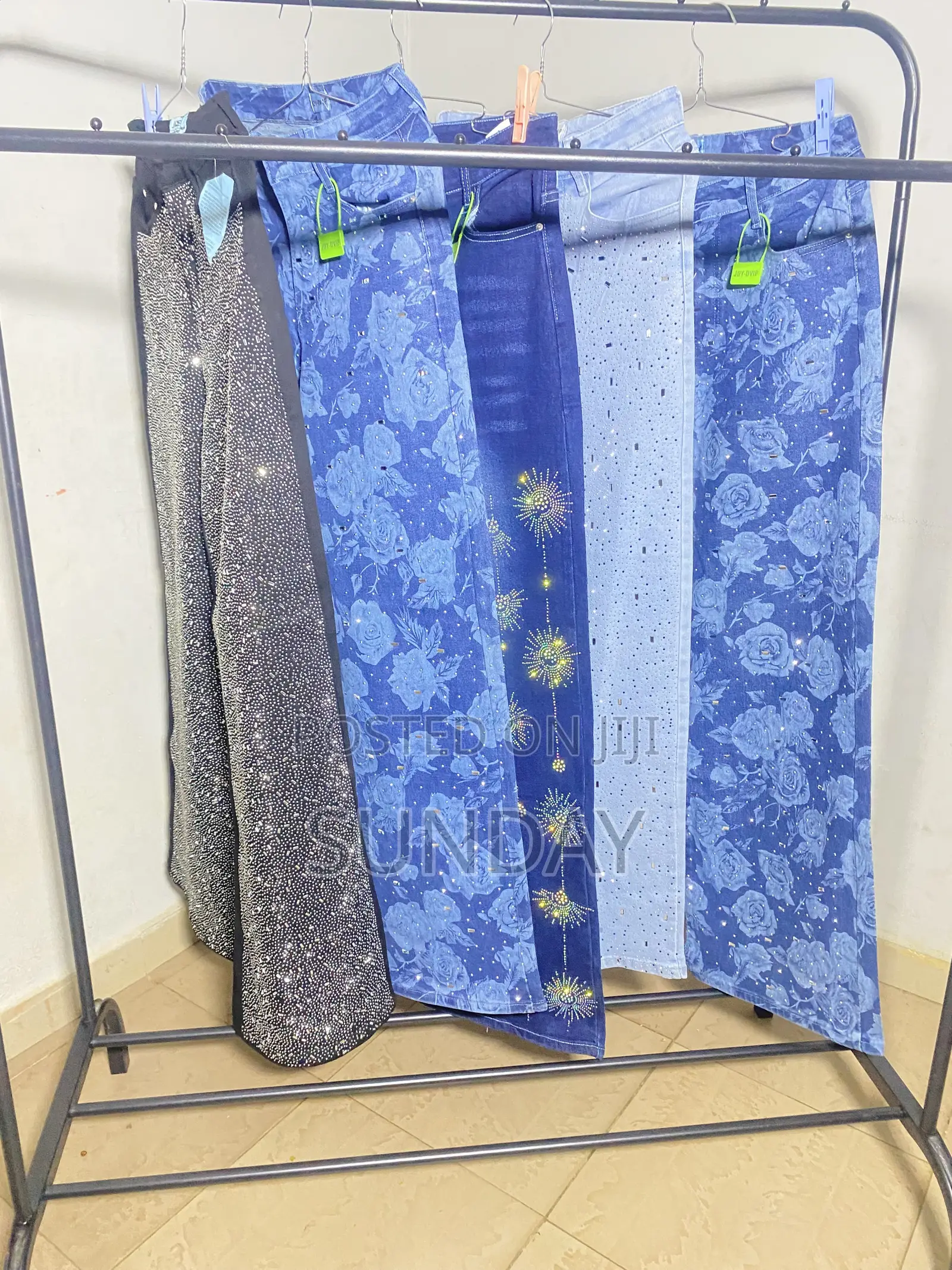 Female Luxury Baggy Jeans
