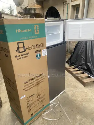Hisense 240L Top Freezer REF240DR Family Fridge