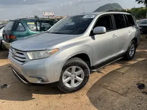Toyota Highlander 2012 Silver