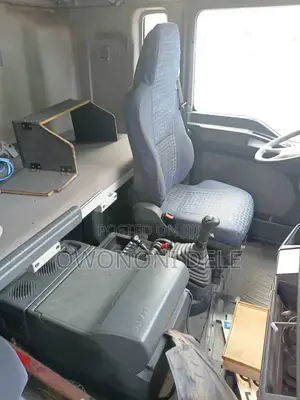 Man Trailer Head