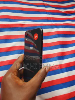 Apple iPhone XR 128 GB Black