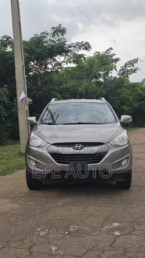 Hyundai Tucson GLS AWD 2013 Brown