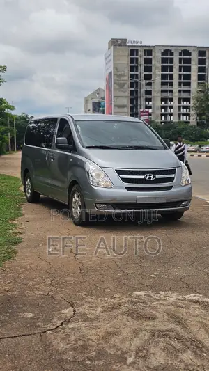 Hyundai H300 2013 Silver