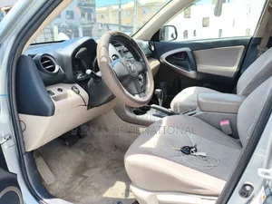 Toyota RAV4 2007 Green