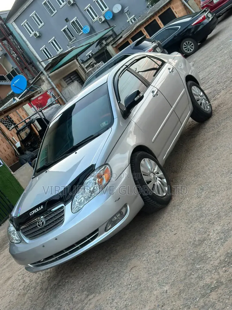 Toyota Corolla 2005 Silver