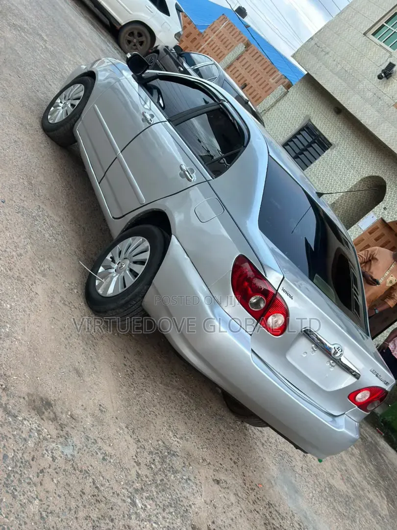 Toyota Corolla 2005 Silver