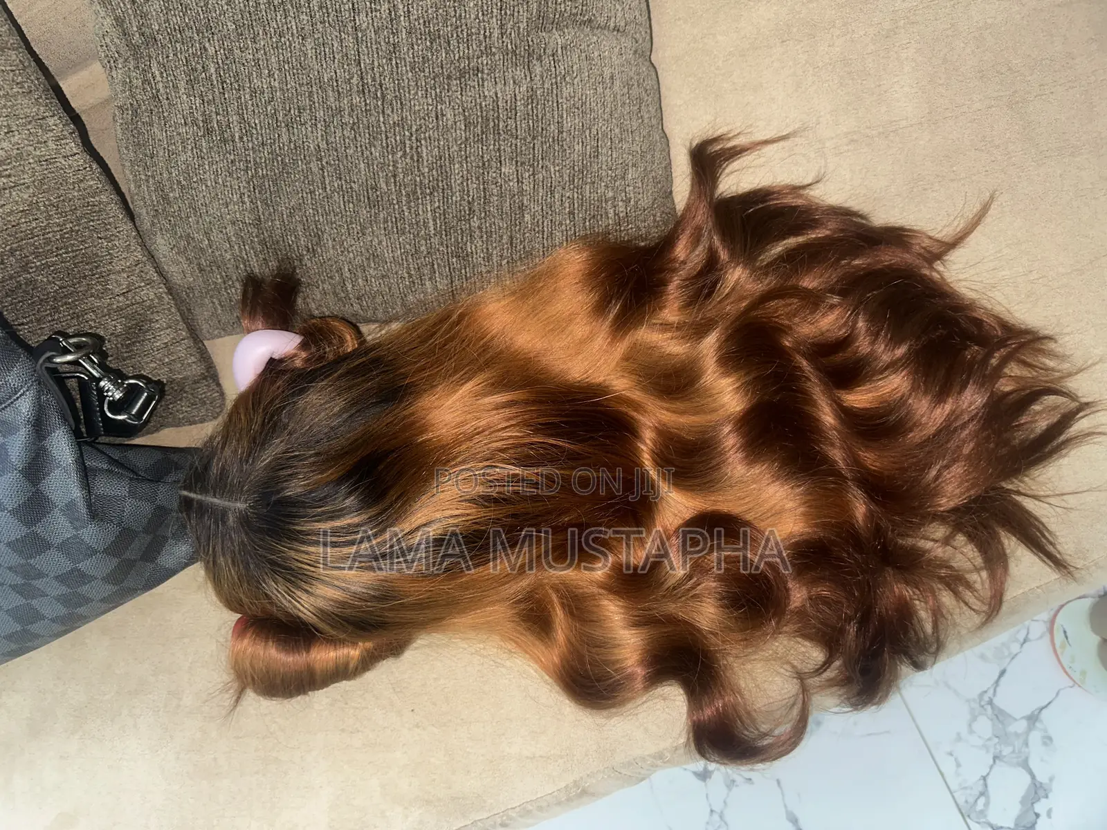 Add Bouncy Wig