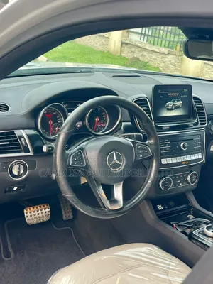 Mercedes-Benz GLE-Class 2016 Silver