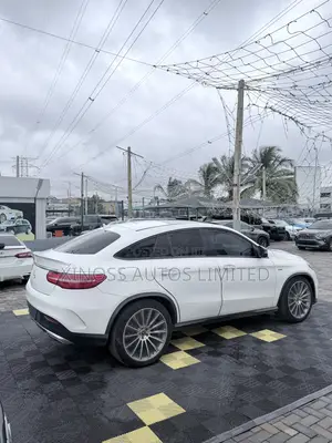 Mercedes-Benz GLE-Class 2016 White