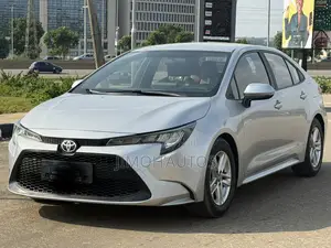 Toyota Corolla 2021 Silver