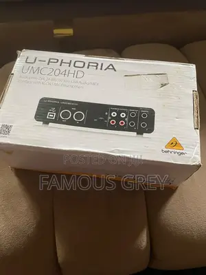 Behringer U-Phoria UMC204HD 2x4 USB Audio/Midi Interface